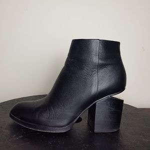 Alexander Wang Gabi boot size 38